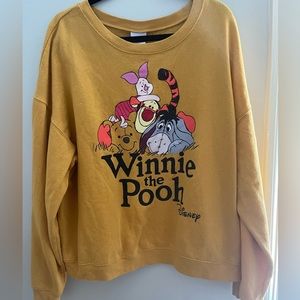 Disney Winnie the Pooh Crewneck/Oversized Sweater